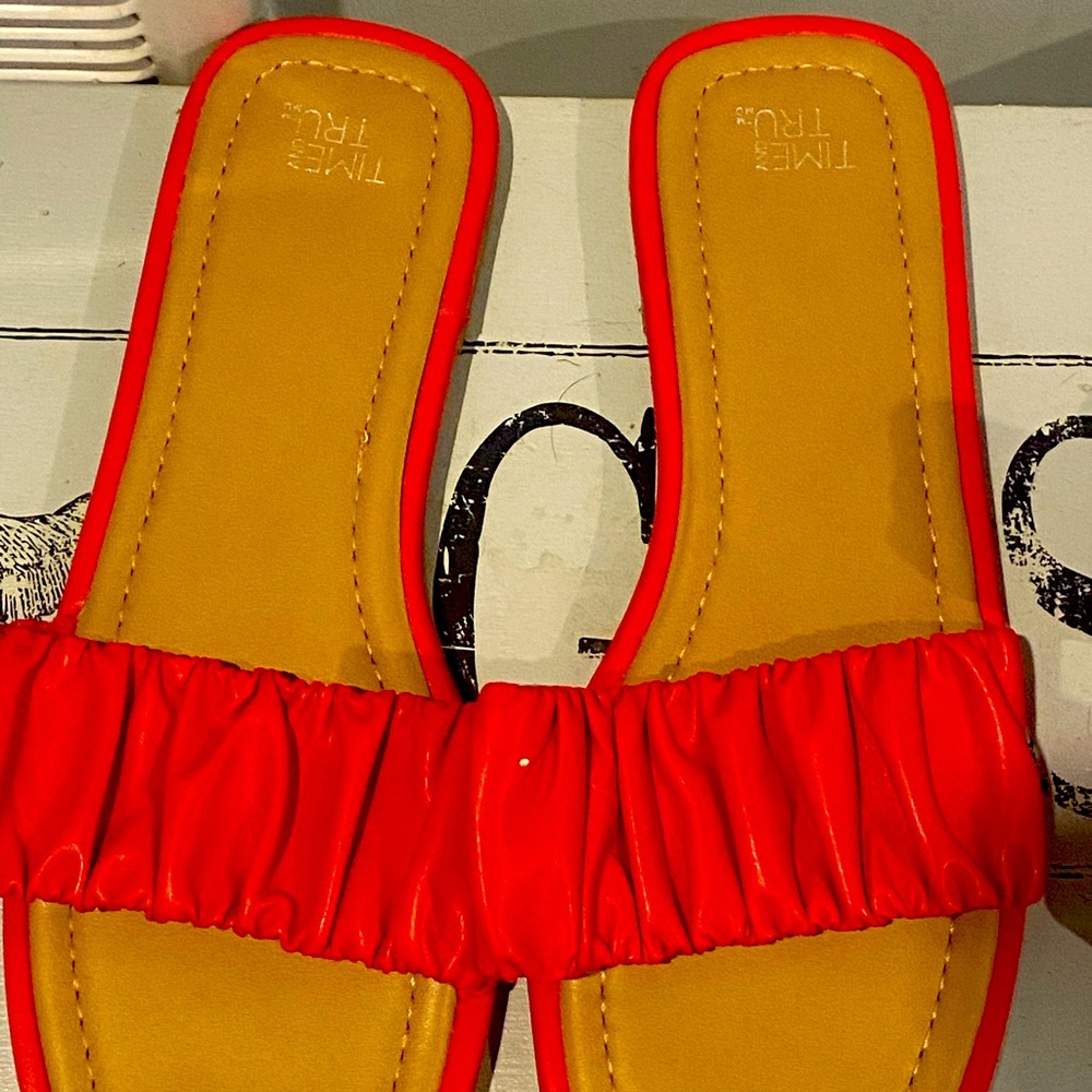 Time and Tru Red and Tan Sandals with Elastic Straps